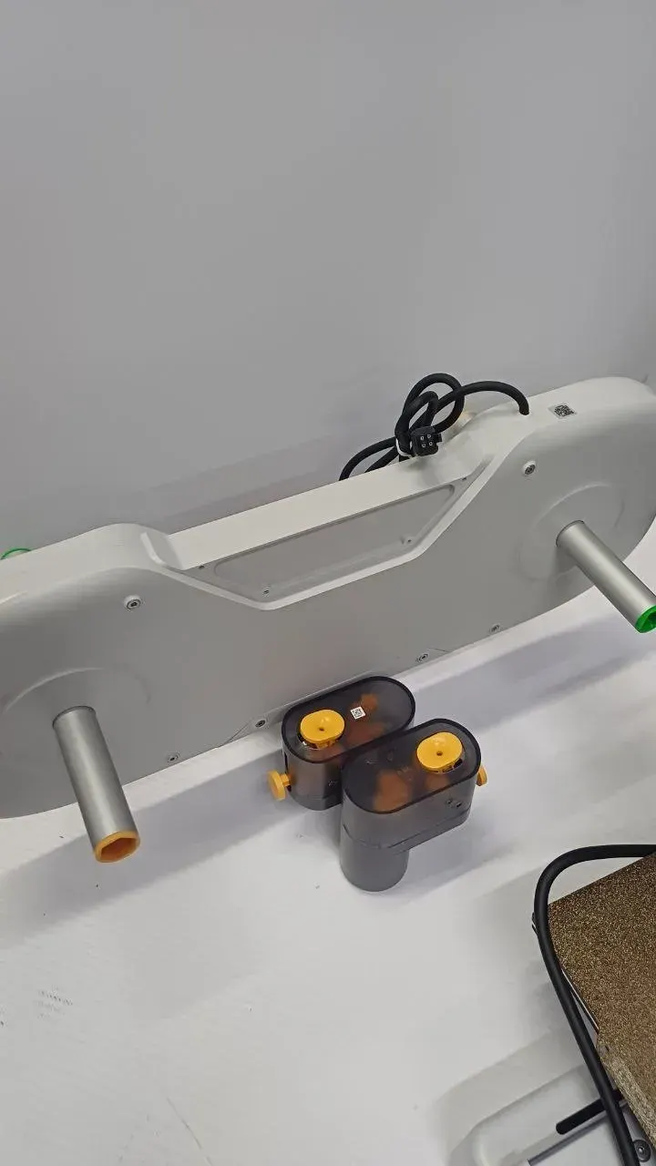 Принтер 3D Bambu Lab A1 mini-Combo, Уценка — фото дефекта 10