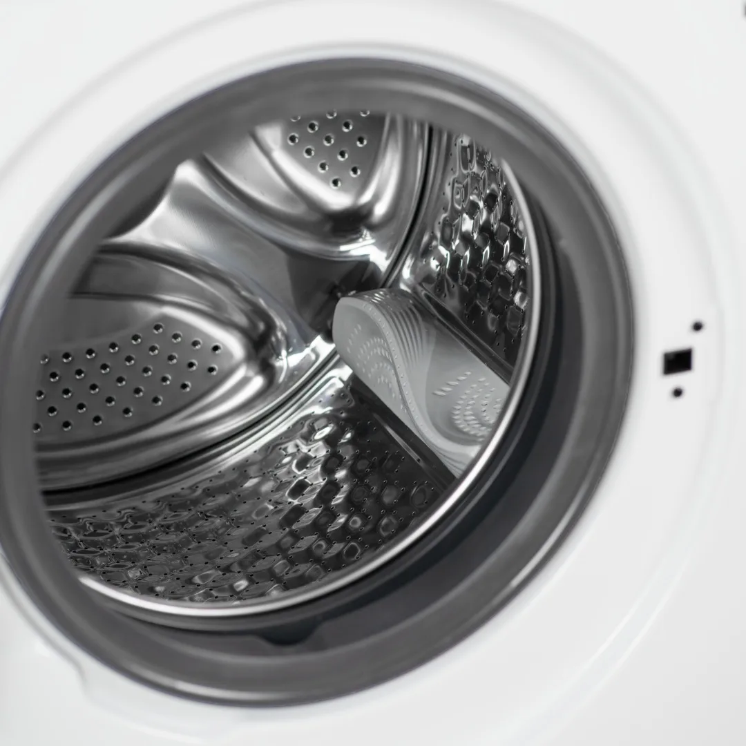 Стиральная машина Midea MFA01D100B/W-KZ белый, черный