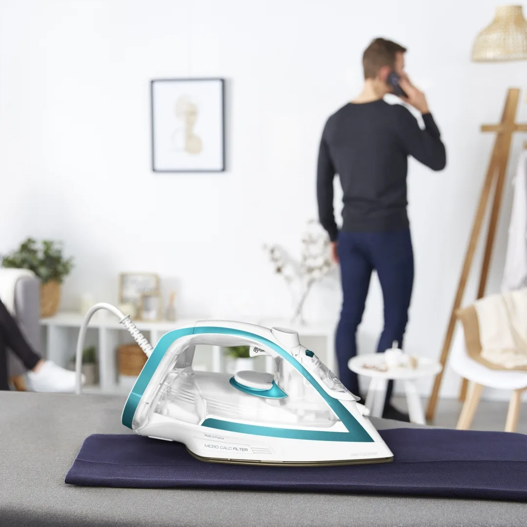 Утюг Tefal FV8044E0 Белый-Бирюзовый