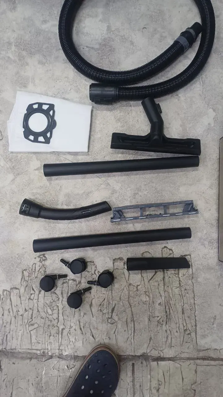 Пылесос Karcher WD 3 S V-17/4/20 (YSY), Уценка — фото дефекта 2