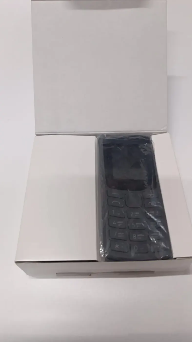 Мобильный телефон NOKIA 105 TA-1557 DS Черный, Уценка — фото дефекта 3