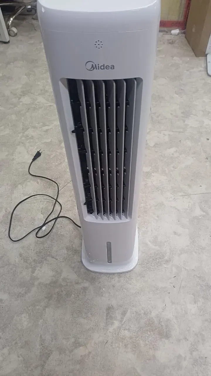 Воздухоохладитель Midea AC100-25A, Уценка — фото дефекта 2