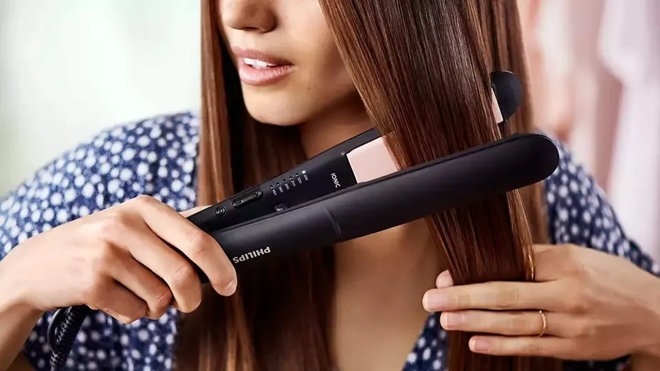 Утюжок Philips BHS 378/00 Черный/Розовый