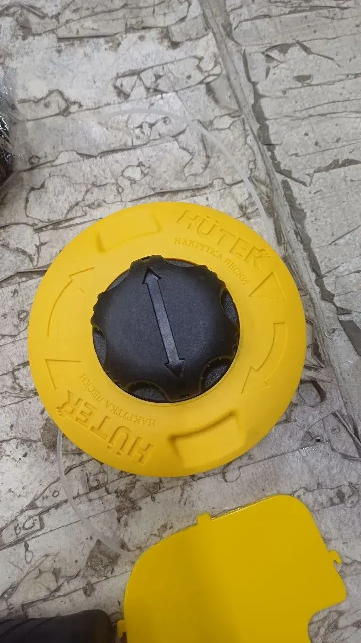 Бензиновый триммер Huter GGT-2500T PRO, Уценка — фото дефекта 3