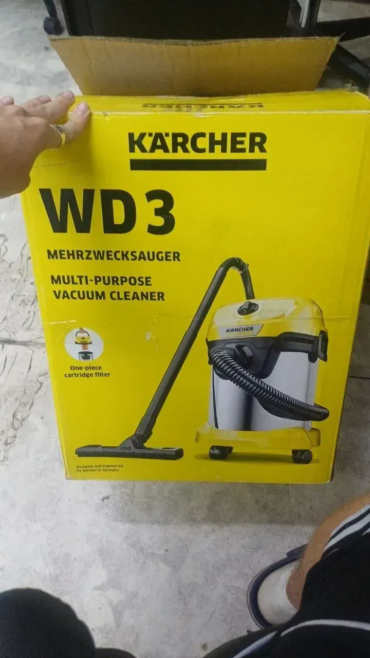 Пылесос Karcher WD 3 S V-17/4/20 (YSY), Уценка — фото дефекта 3