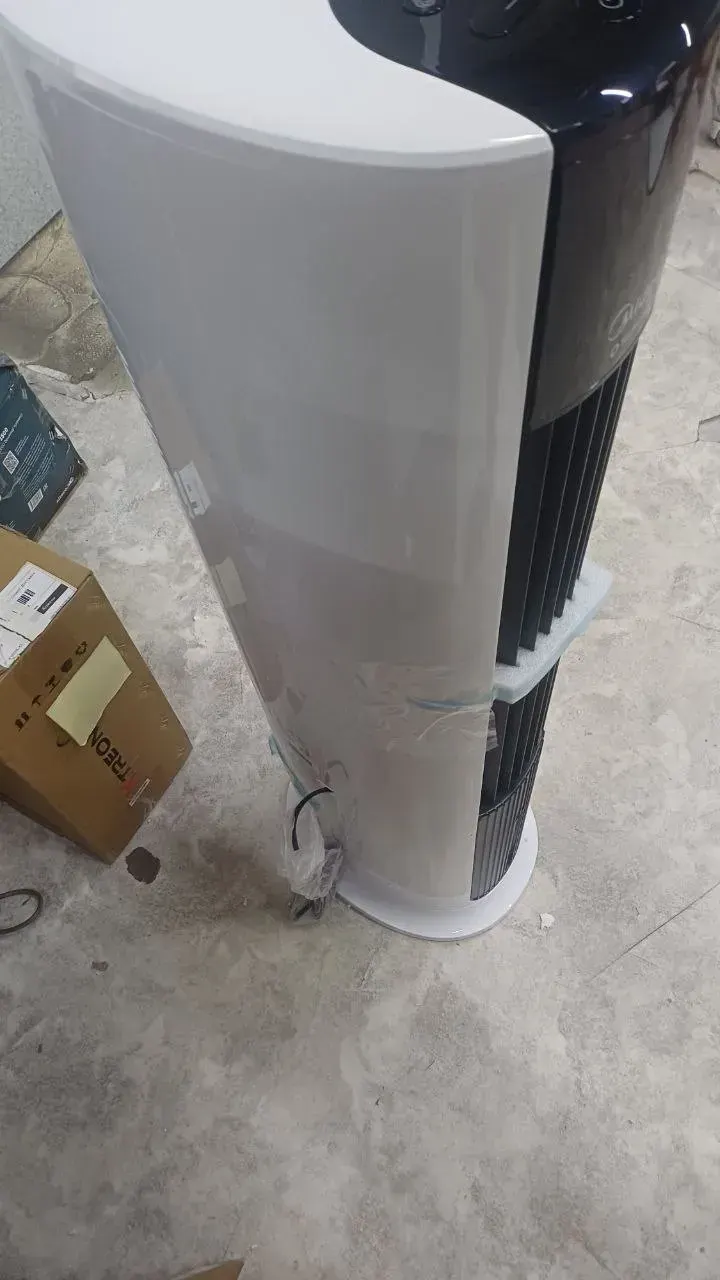 Воздухоохладитель Midea AC120-19ARB белый, Уценка — фото дефекта 3