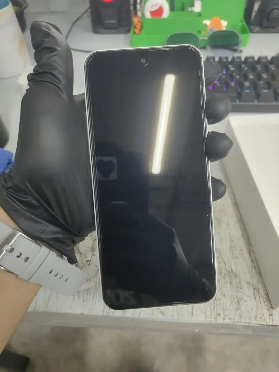 Смартфон Meizu Mblu 22 4 ГБ/128 ГБ Белый, Уценка — фото дефекта 8
